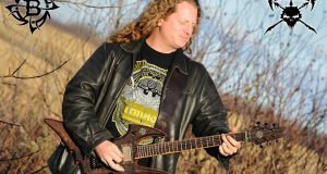 Dan “Chewy” Mongrain from VOIVOD premieres a “Obsolete Beings” solo tutorial video