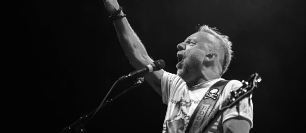 Report: Peter Hook & The Light – A 30-Song Time Machine in Atlanta