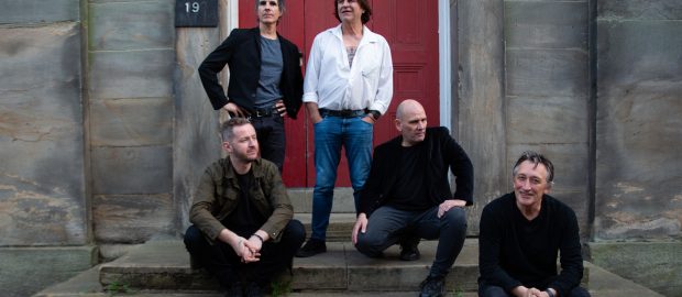 The Chameleons Live in Portugal: Post-Punk Icons Return