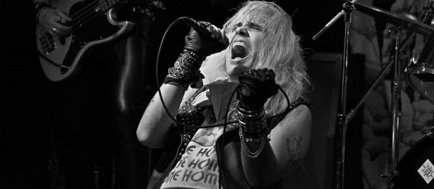 Ladon Heads lead a great evening at Buraco Pub supported by Raven Horse and Hot Foxx