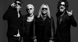 Mötley Crüe brings the Return of the Carnival of Sins Tour to St Louis