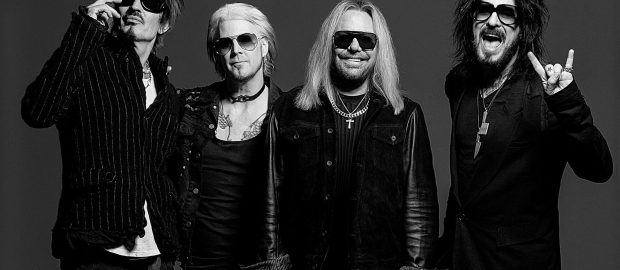 Mötley Crüe brings the Return of the Carnival of Sins Tour to St Louis